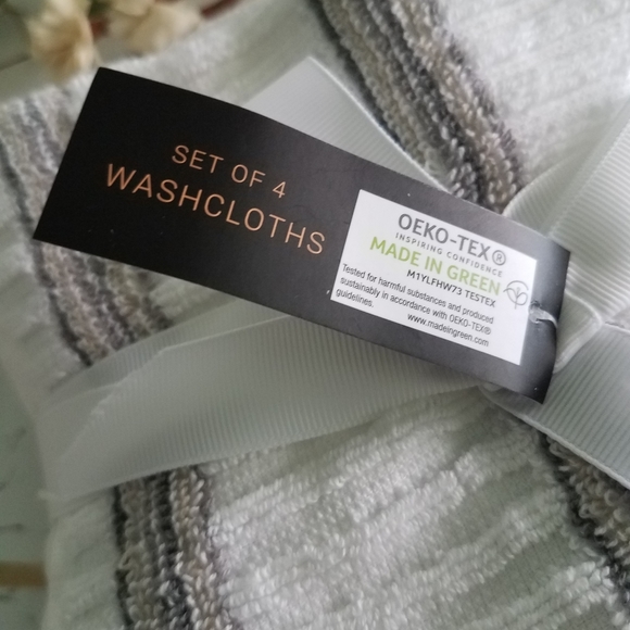 Tray + Rachel Zoe Wash Cloth Set - Picture 5 of 10